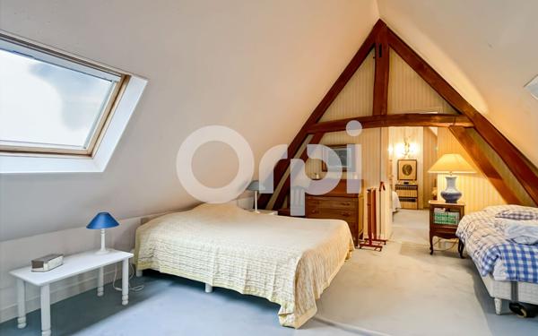 Maison à vendre    6 pièces • 236,50 m2 Sacquenville