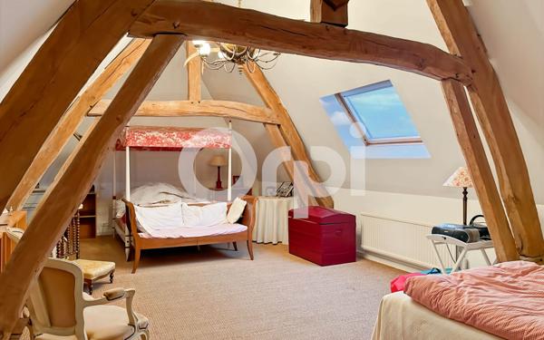 Maison à vendre    6 pièces • 236,50 m2 Sacquenville