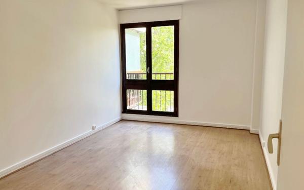 Appartement à louer    3 pièces • 74,75 m2 Le Chesnay