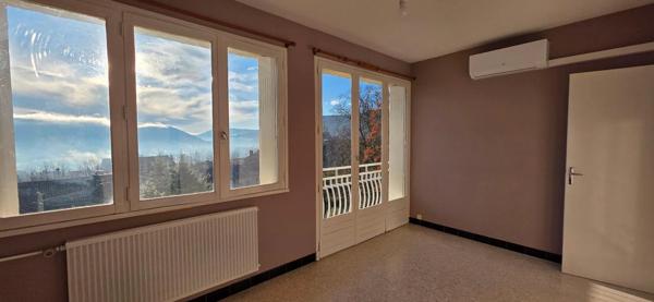 Appartement à louer à Privas (07000)