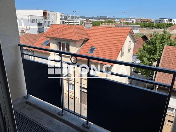 Location Appartement 2 pièces 44.97 m² - 52 RUE DE TOMBLAINE Nancy 54000
