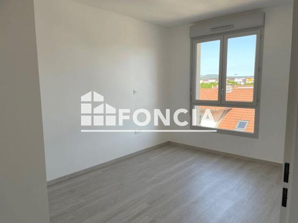 Location Appartement 2 pièces 44.97 m² - 52 RUE DE TOMBLAINE Nancy 54000