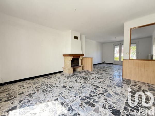 Maison 7 pièces de 230 m² à Charleville-Mézières (08000)