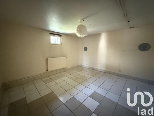 Maison 7 pièces de 230 m² à Charleville-Mézières (08000)