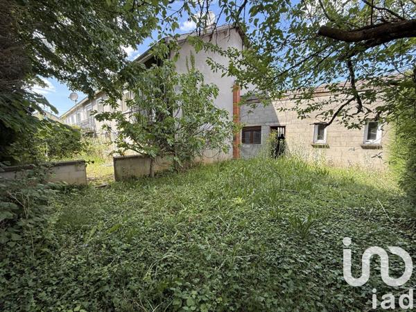 Maison 7 pièces de 230 m² à Charleville-Mézières (08000)