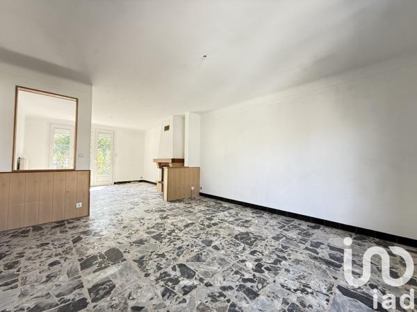 Maison 7 pièces de 230 m² à Charleville-Mézières (08000)