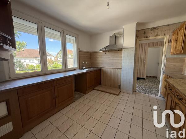 Maison 7 pièces de 230 m² à Charleville-Mézières (08000)