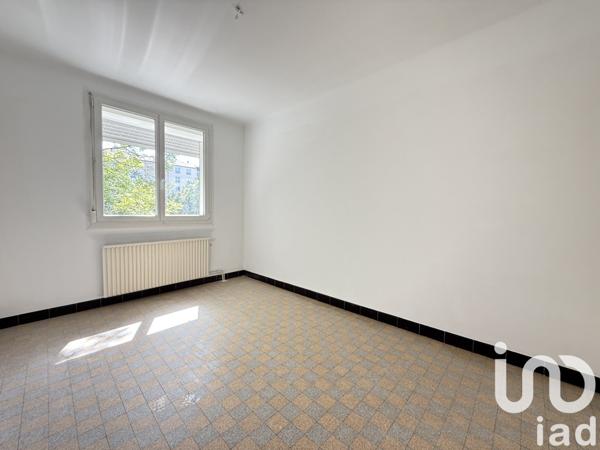 Maison 7 pièces de 230 m² à Charleville-Mézières (08000)