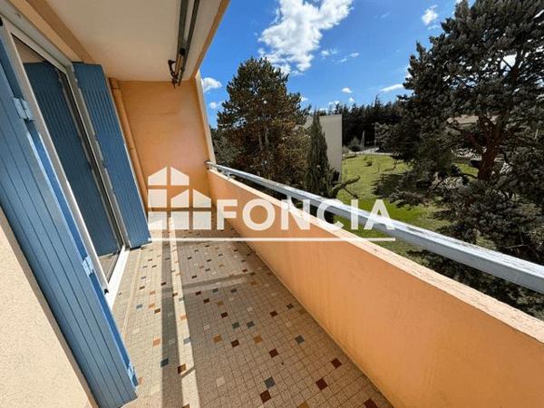 Location Appartement 4 pièces 67.69 m² - 15 AVENUE DE LA ROSERAIE Pierrelatte 26700