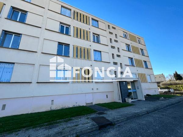 Location Appartement 4 pièces 67.69 m² - 15 AVENUE DE LA ROSERAIE Pierrelatte 26700