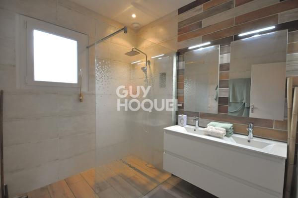 Maison à Saint Martin en Haut de 9 pièces, 165 m2 sur une parcelle de 1004 m².