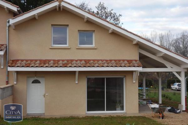Maison à louer 5 pièces 83.11m² Crêches-sur-Saône (71680)