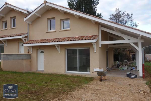 Maison à louer 5 pièces 83.11m² Crêches-sur-Saône (71680)