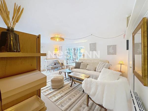 Maison entièrement rénovée 4 pièces de 103.73 m² avec jardin style colonial Narbonne