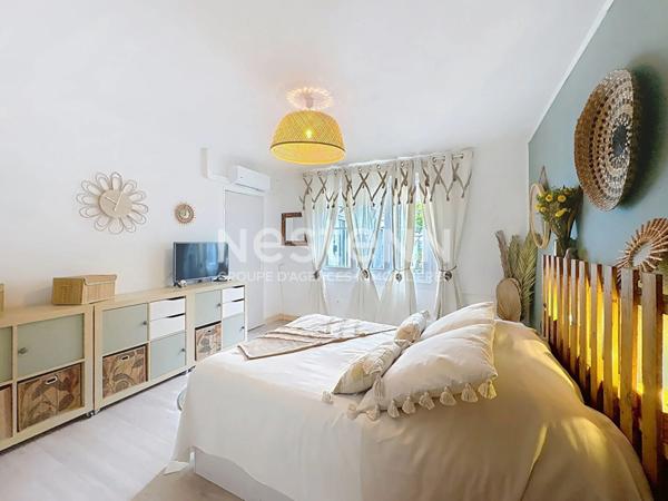 Maison entièrement rénovée 4 pièces de 103.73 m² avec jardin style colonial Narbonne