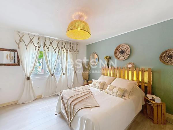 Maison entièrement rénovée 4 pièces de 103.73 m² avec jardin style colonial Narbonne