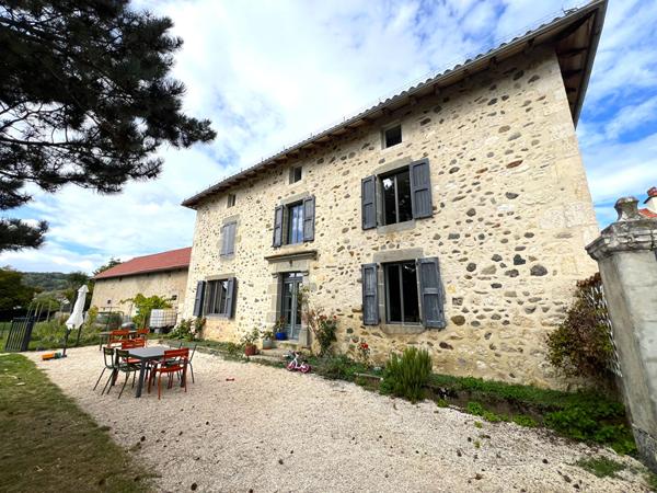 Maison 5 pièces 250.5 m2