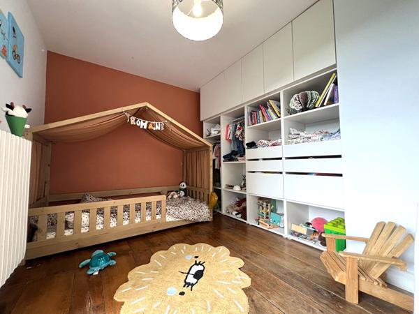 Maison 5 pièces 250.5 m2