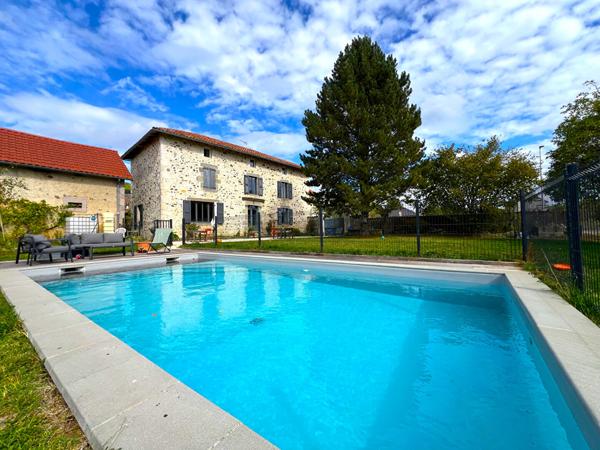 Maison 5 pièces 250.5 m2