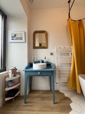 Maison 5 pièces 250.5 m2