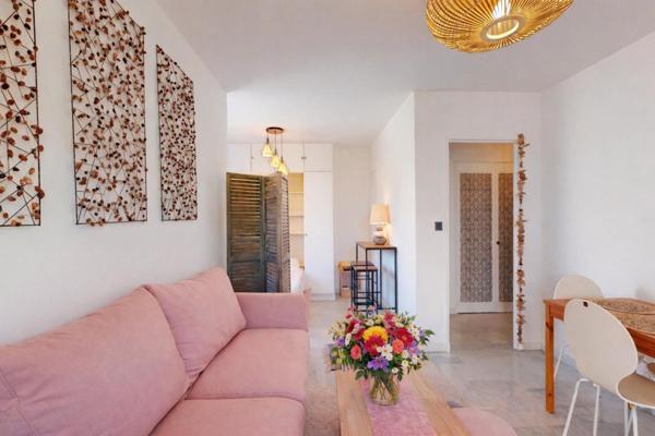 Fréjus Le privilège de la mer, sans le prix du front de mer