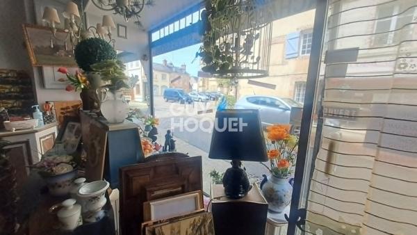 RUGLES - IMMEUBLE AVEC LOCAL COMMERCIAL