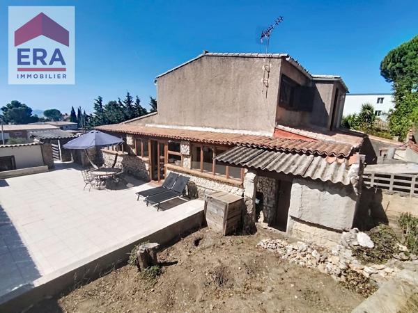 A VENDRE MAISON T5 5 PIECES 13014 13013 MARSEILLE ST MITRE BATARELLE JARDIN GARAGE