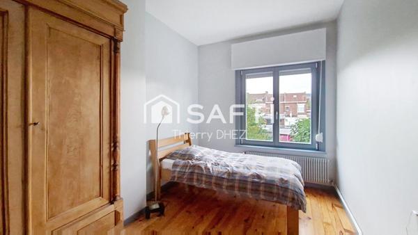 Maison lumineuse et soignée, 110 m² habitables, 5 chambres, proche parc Barbieux et métro