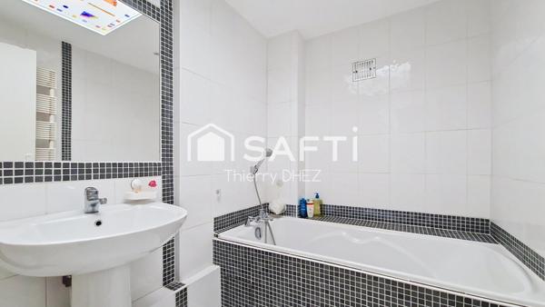 Maison lumineuse et soignée, 110 m² habitables, 5 chambres, proche parc Barbieux et métro