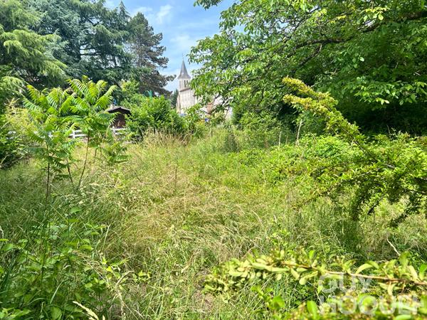 Terrain constructible Vouneuil Sous Biard 531m2