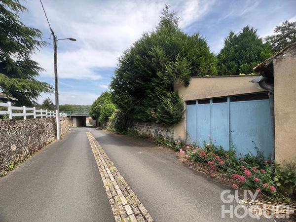 Terrain constructible Vouneuil Sous Biard 531m2