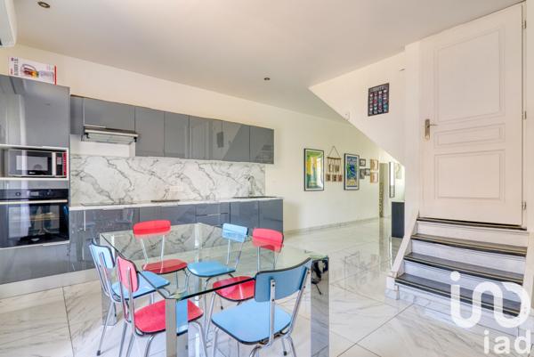 Maison à vendre 6 pièces 200 m² Feyzin