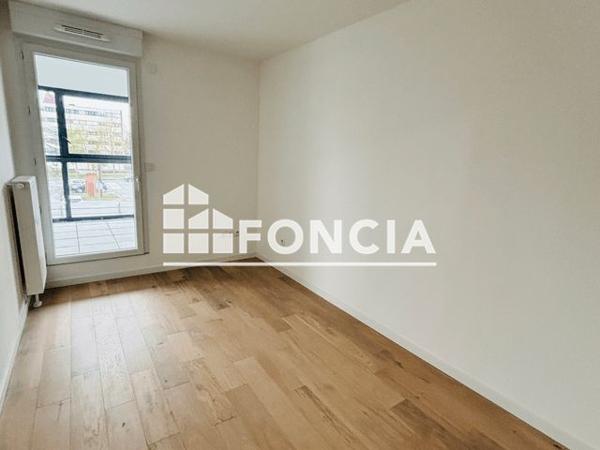 Location Appartement 3 pièces 63.51 m² - AVENUE DE BOLLAERT Lens 62300