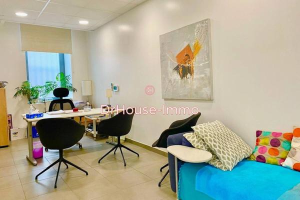 Bureau à vendre 6 pièces de 160 m²