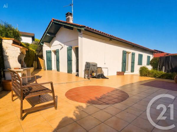 Maison à vendre  5 pièces - 112 m 2   HENDAYE  - 64