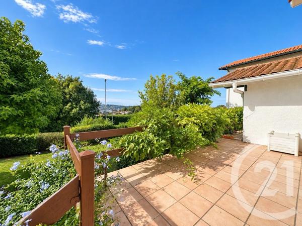 Maison à vendre  5 pièces - 112 m 2   HENDAYE  - 64