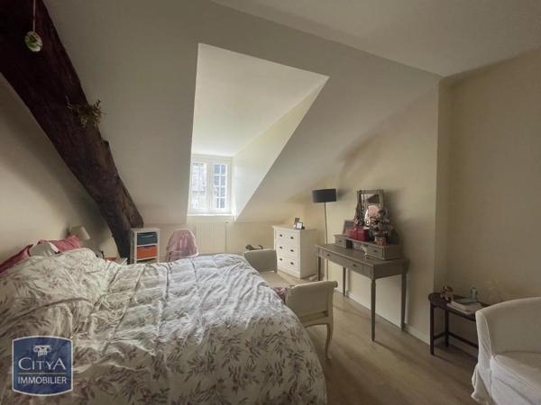 Appartement à louer 5 pièces 120.29m² Blois (41000)