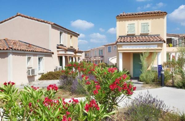 INVESTISSEMENT LOCATIF – CABRIES – Résidence de Tourisme Le Golf de la Cabre d'Or - 5,70 % de rentabilité