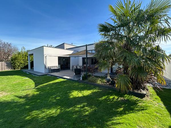 Maison La Chapelle Basse Mer 7 pièce(s) 190 m2