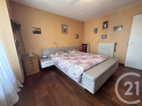 Maison à vendre  8 pièces - 171,18 m2 LA VARENNE ST HILAIRE - 94