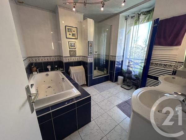 Maison à vendre  8 pièces - 171,18 m2 LA VARENNE ST HILAIRE - 94