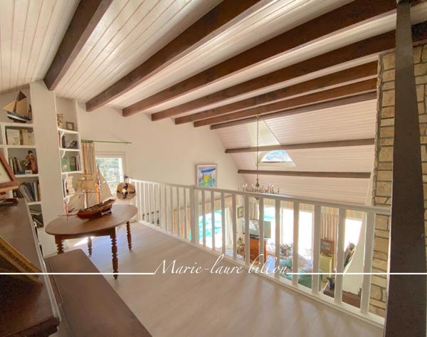 Maison à vendre 6 pièces NOTRE DAME DE RIEZ (85), 200 m2 habitable, 4960 m2 de terrain, piscine et annexes