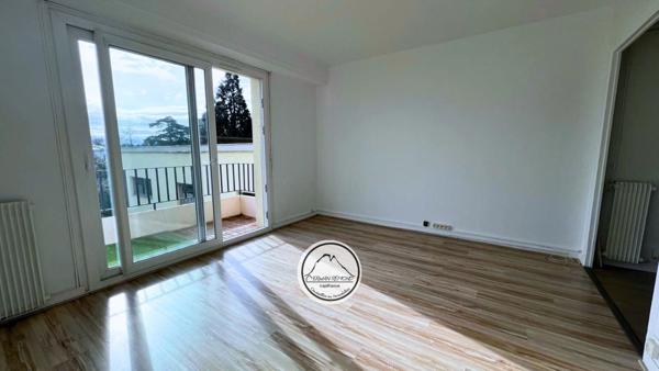 Pau Nord – Appartement T3 rénové avec balcon plein sud et vue Pyrénées