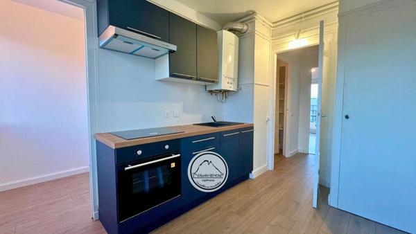 Pau Nord – Appartement T3 rénové avec balcon plein sud et vue Pyrénées