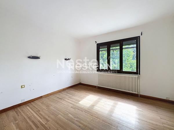 Maison 7 pièce(s) 213 m2