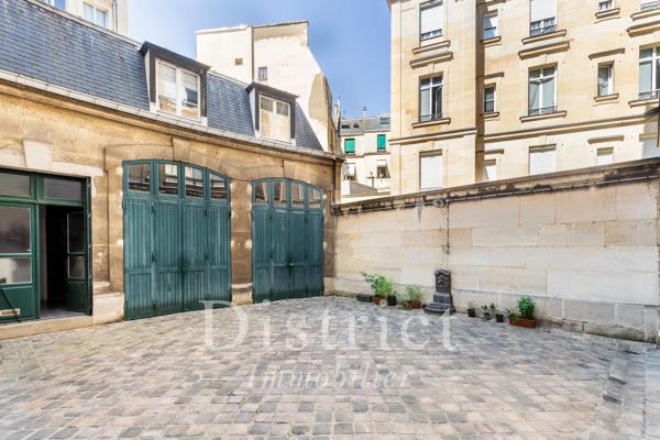 # Appartement – 157m² – Paris 8ème