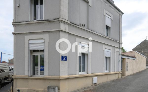 Immeuble à vendre    8 pièces • 235 m2 Valenciennes