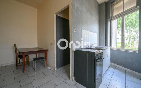 Immeuble à vendre    8 pièces • 235 m2 Valenciennes