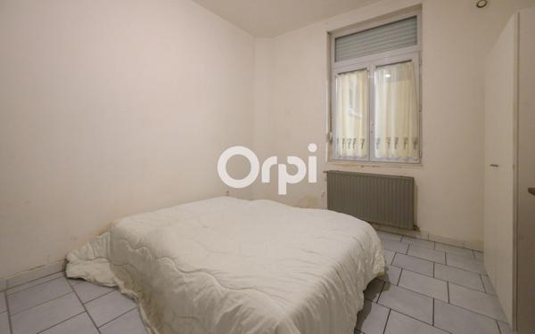 Immeuble à vendre    8 pièces • 235 m2 Valenciennes