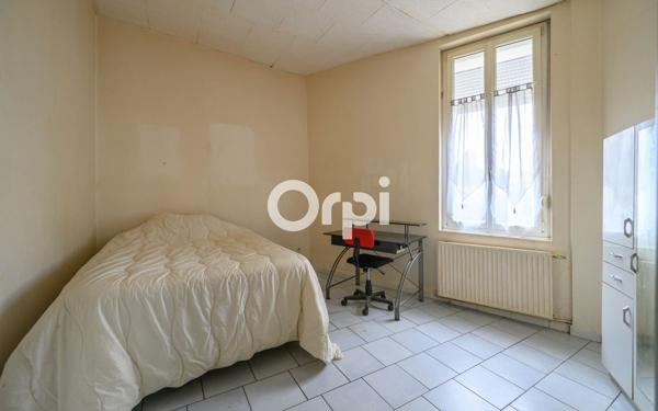 Immeuble à vendre    8 pièces • 235 m2 Valenciennes